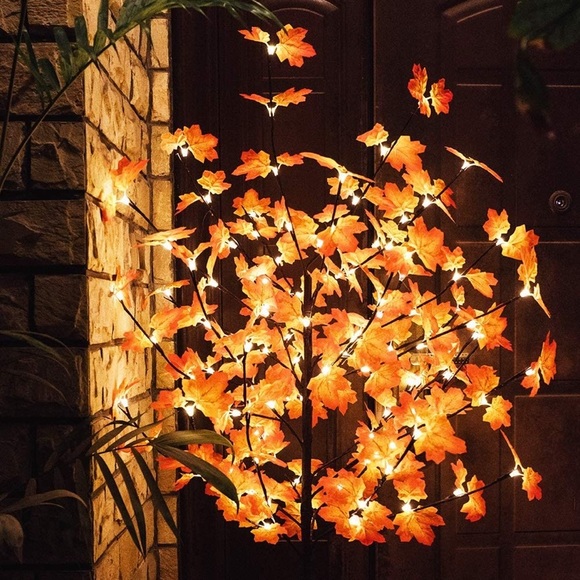 Lighted Maple Tree, 6 Feet 120 LED Artificial Tree with Lights - Picture 4 of 7